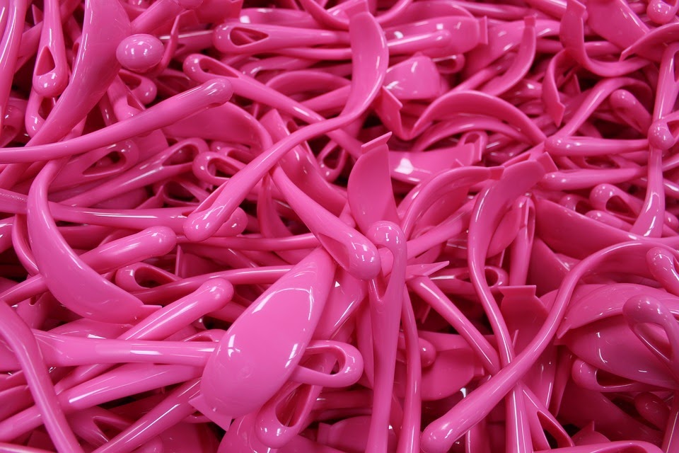 Os polímeros são utilizados de diversas formas e a Poleflex tem um amplo catálogo de produtos. Entenda para que cada polímero é utilizado!